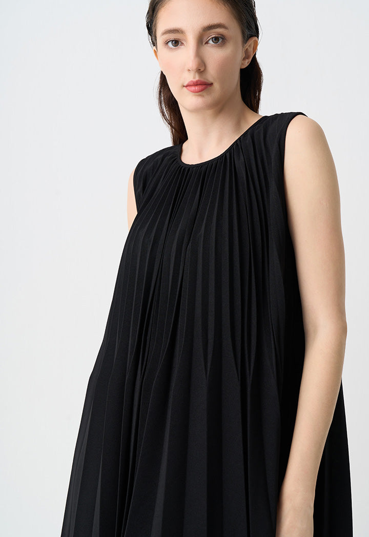 Choice Solid Maxi Pleated Sleeveless Dress Black