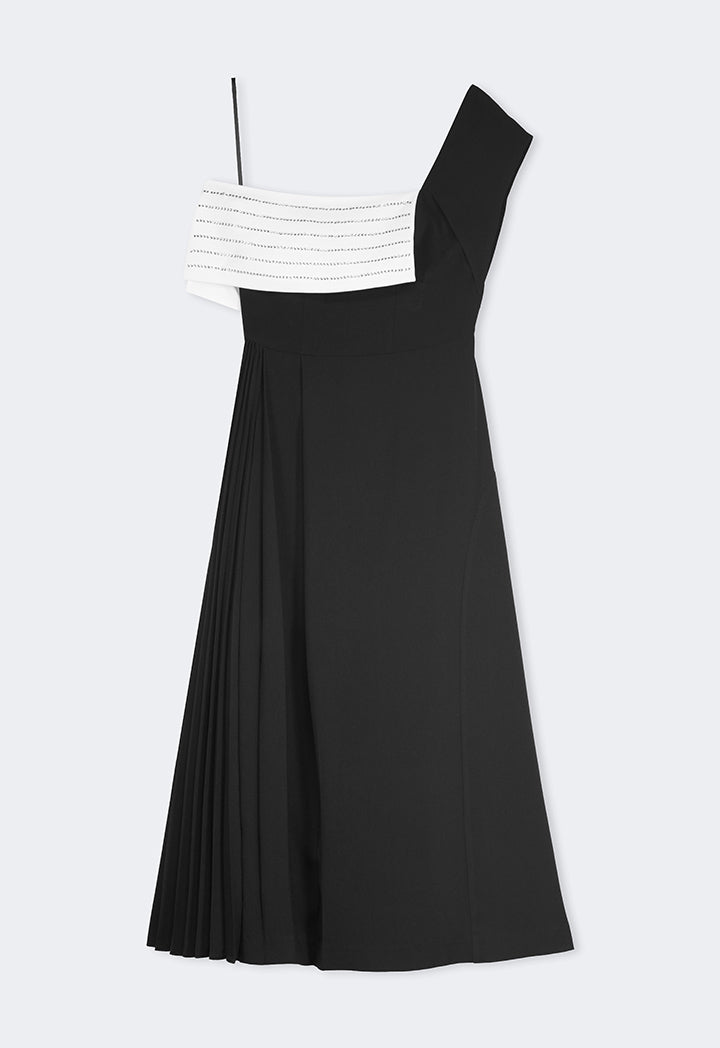 Choice Crystal Embellished Pleated Dress Black