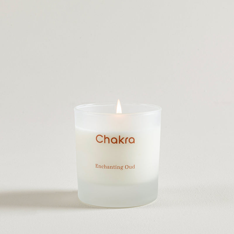 Chakra Scented Candle 200 G - Enchanting Oud Oud