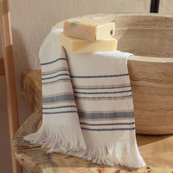 Chakra Derin Hand Towel 30X50 Cm Marine Blue/White