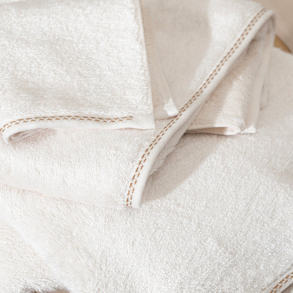 Chakra Madeline Towel 30X50Cm Ecru