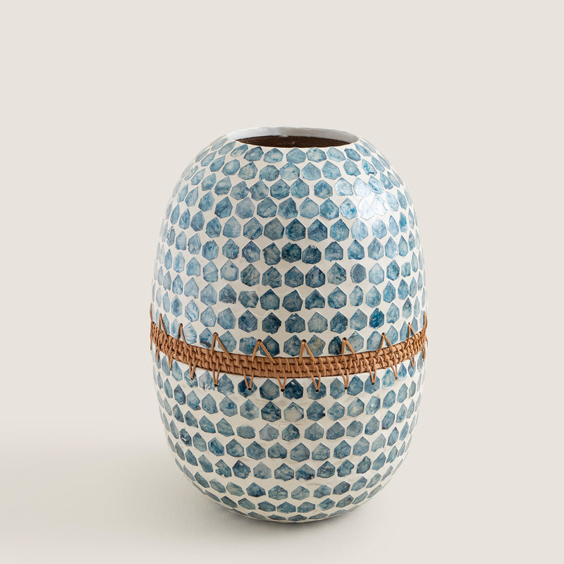 Chakra Hanoi Capiz Vase 39 Cm White
