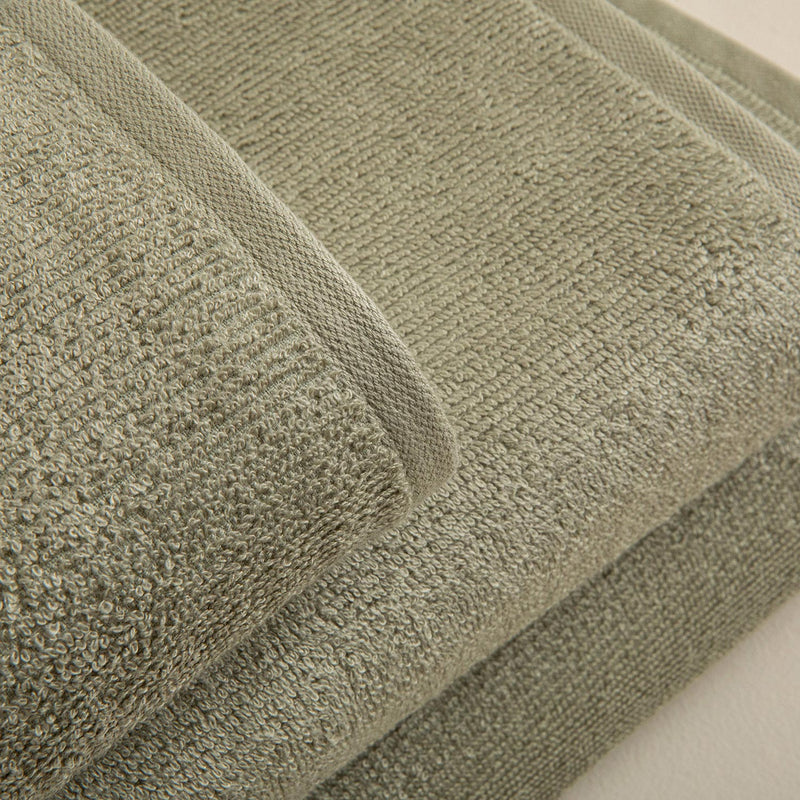 Chakra Carlin Towel 85X150 Cm Green