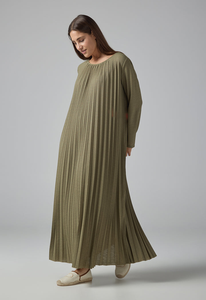 Choice Pleated Maxi Dress Khaki