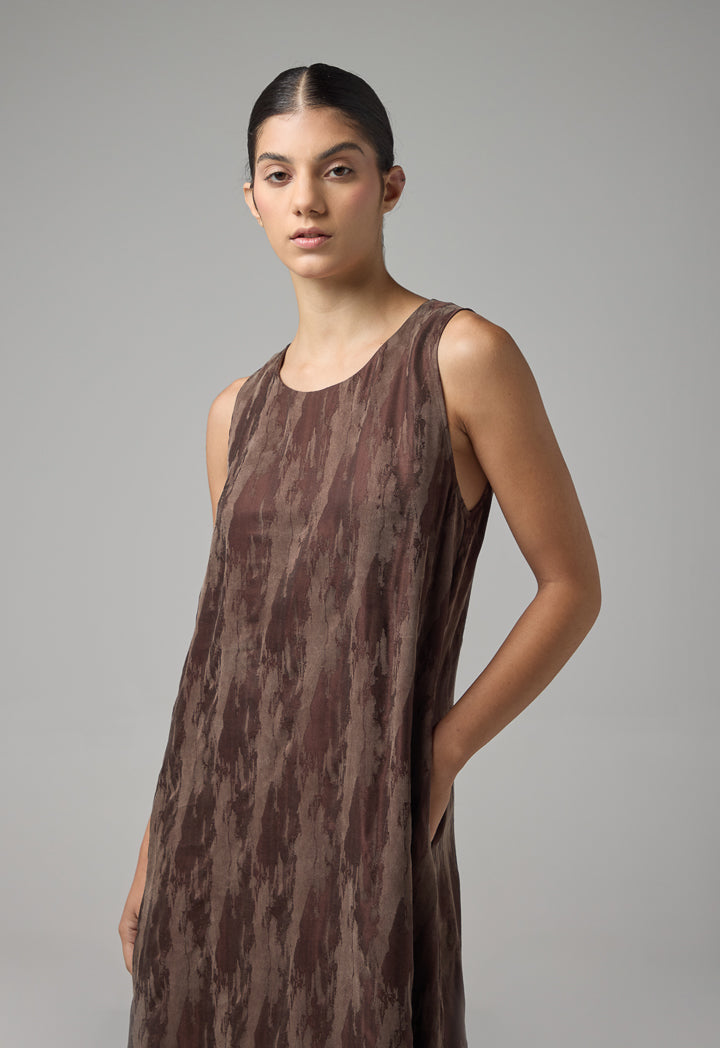 Choice Contrast Sleeveless Flared Dress Brown