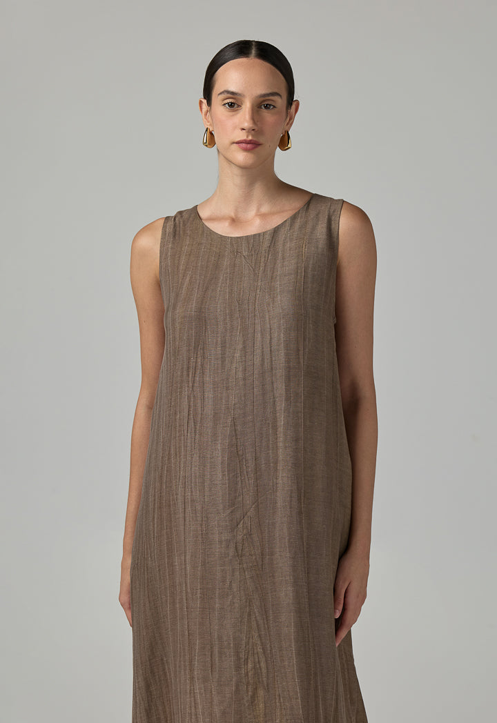 Choice Crinkled Sleeveless Maxi Dress Brown