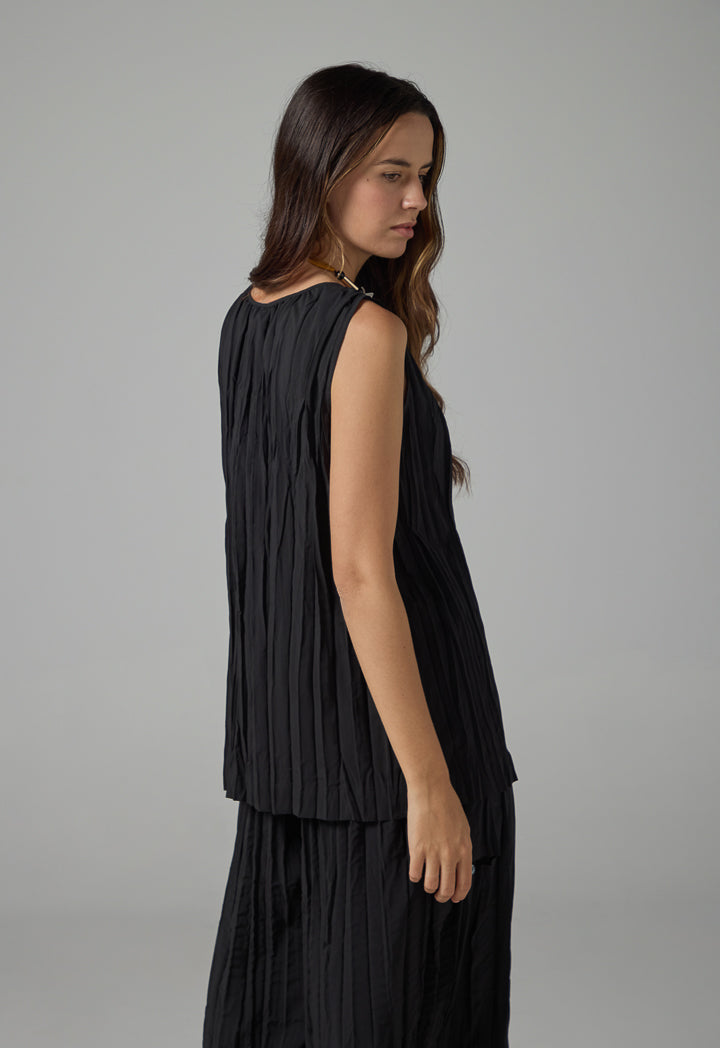 Choice Solid Sleeveless Pleated Top Black