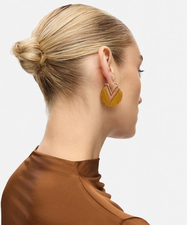 Ipekyol Contrast Textured Wood Earrings  Brown