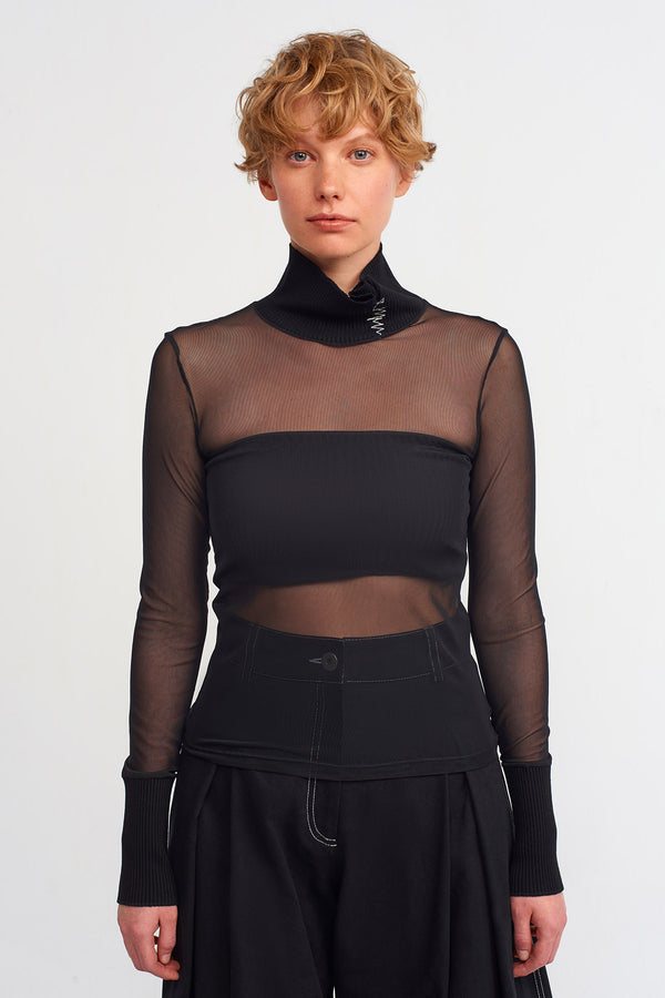 Nu Collar With Embroidered Detail Mesh Top Natural/Black