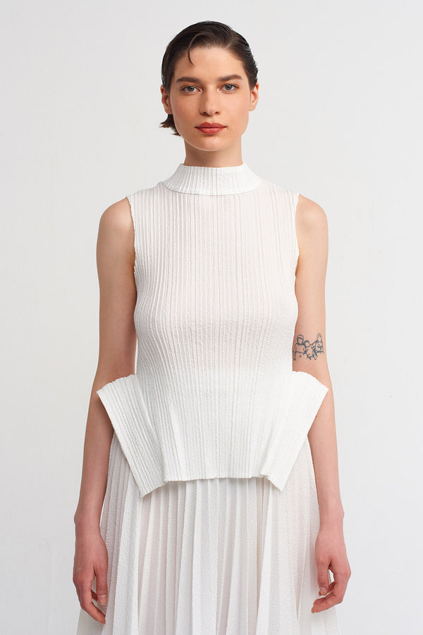 Nu Sleeveless Snap Detailed Pleated Blouse Off White
