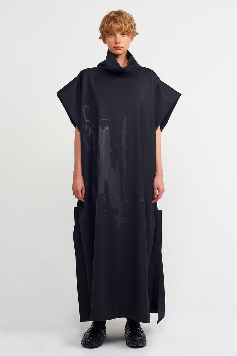 Nu Monochromatic Printed Maxi Dress Black