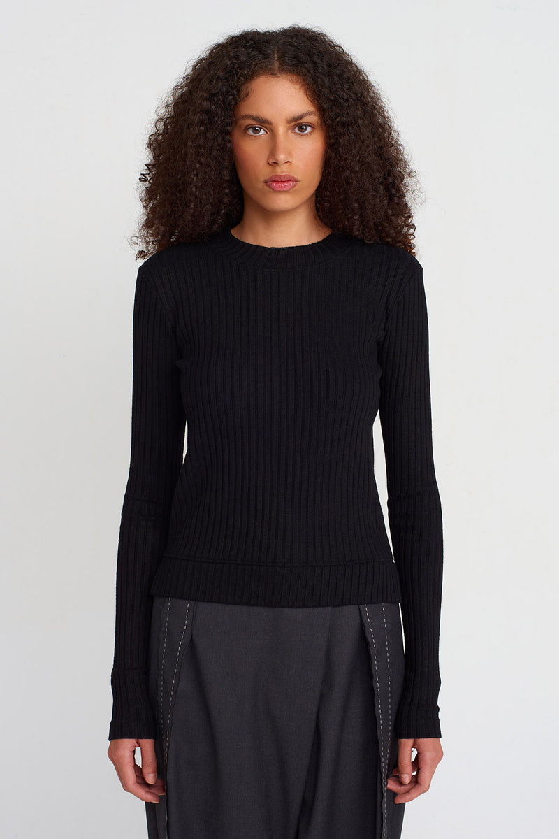 Nu Camisole Sweater Black
