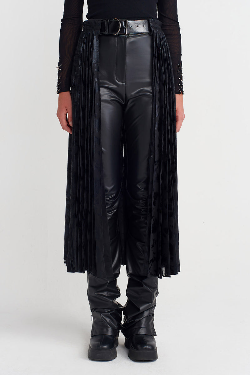 Nu Pleated Belt Skirt Black