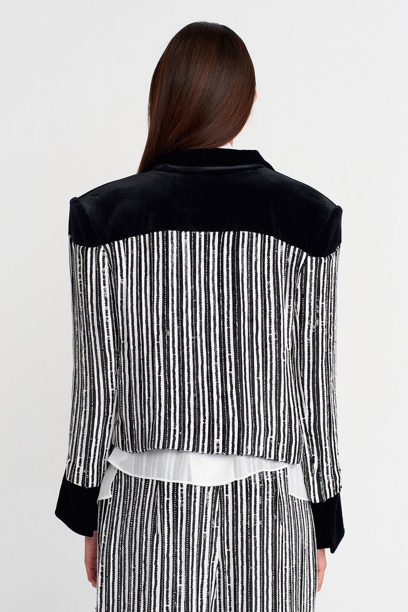 Nu Velvet Collar Beaded Short Jacket Black-White