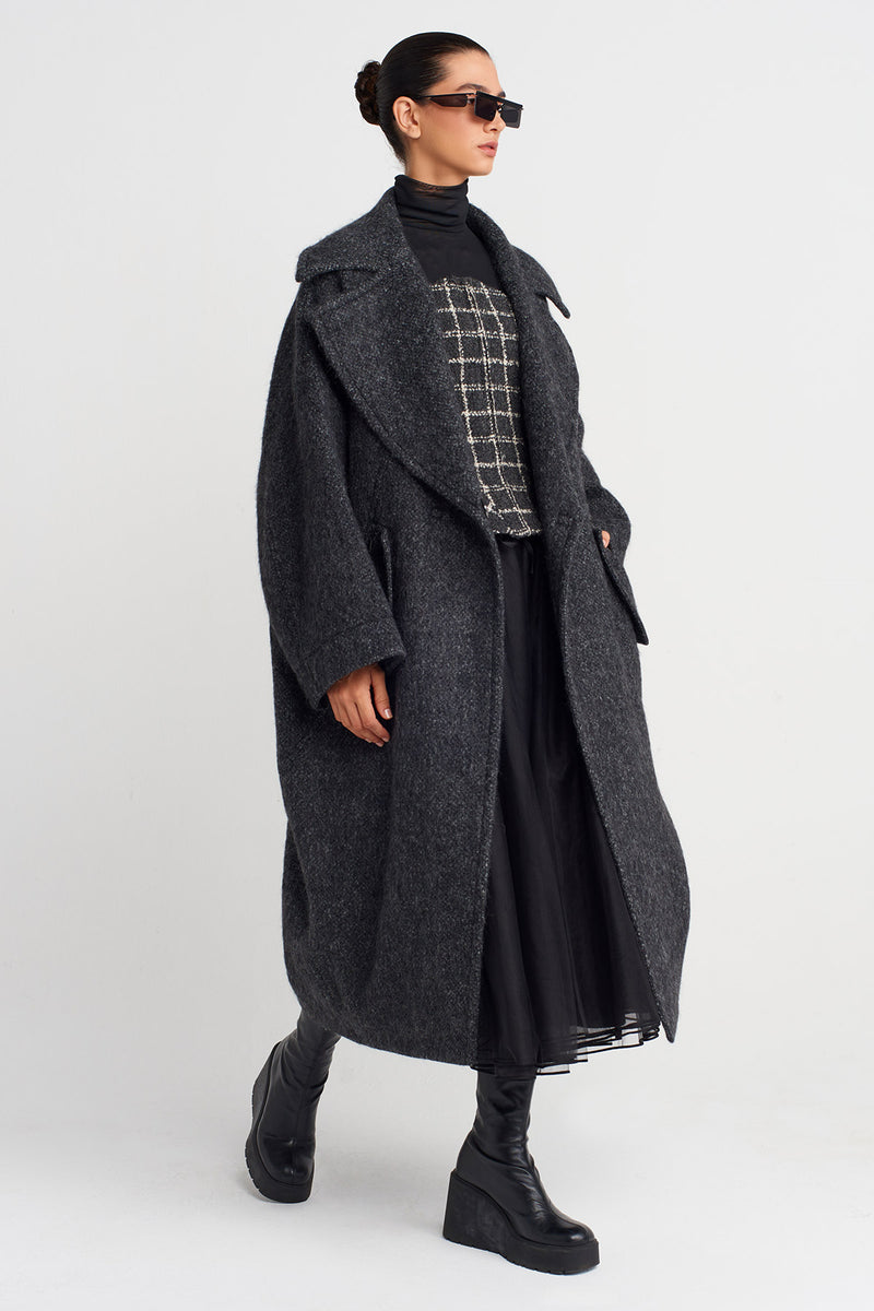 Nu Oversized Coat Off White/Black