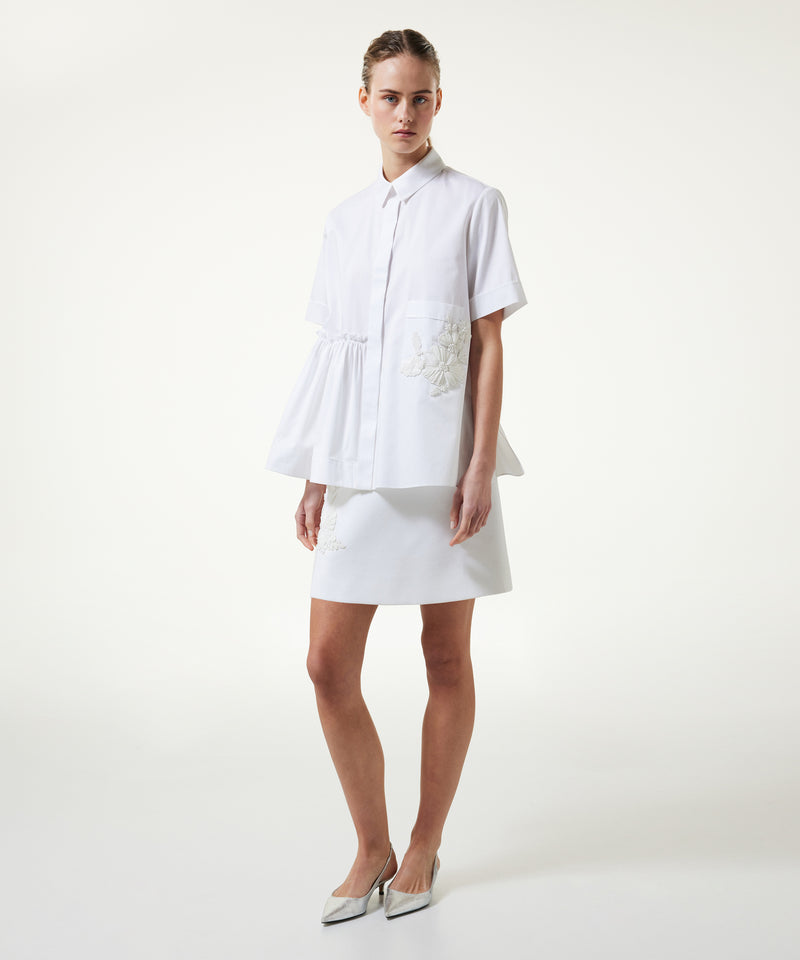 Machka Asymmetric Flounce Embroidered Shirt White