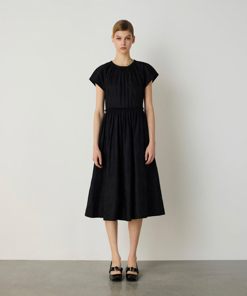 Machka Pleated Midi Dress Black