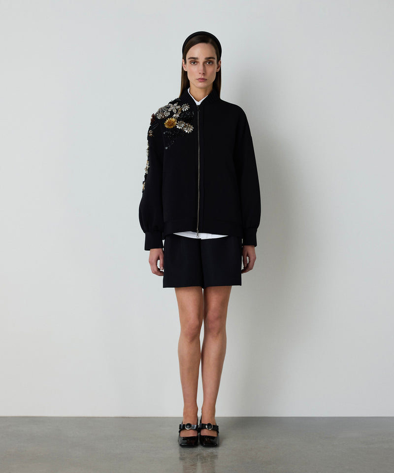 Machka Embroidered Oversize Sweatshirt Black