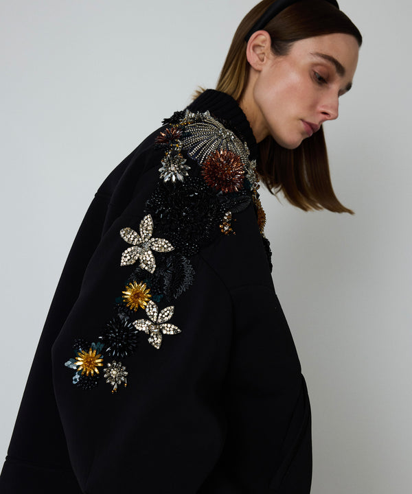 Machka Embroidered Oversize Sweatshirt Black