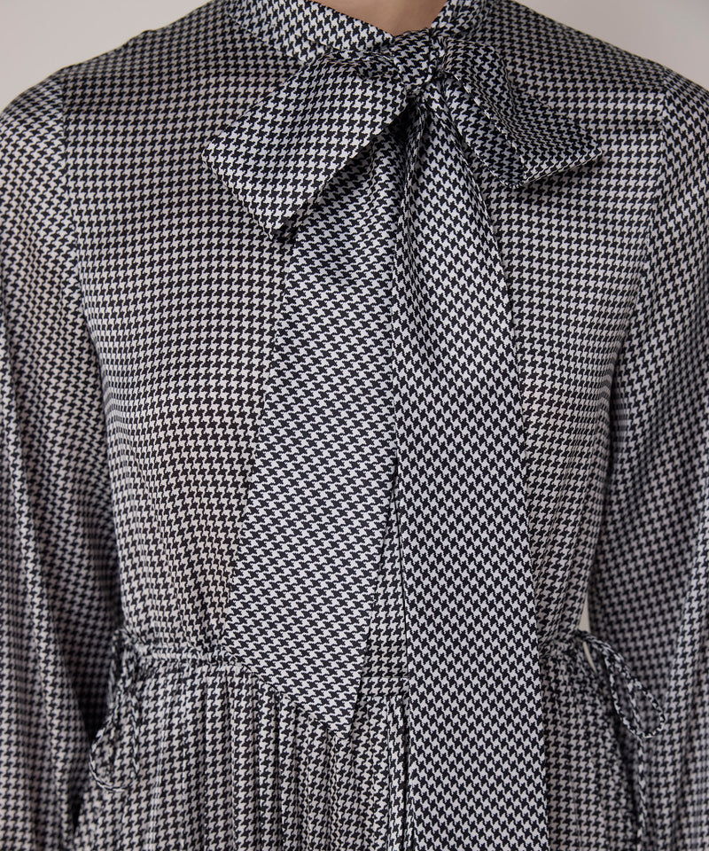 Machka Patterned Dress With Tie Neck Black