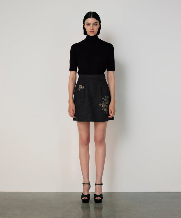 Machka Floral Module Embroidered Wool Skirt Anthracite