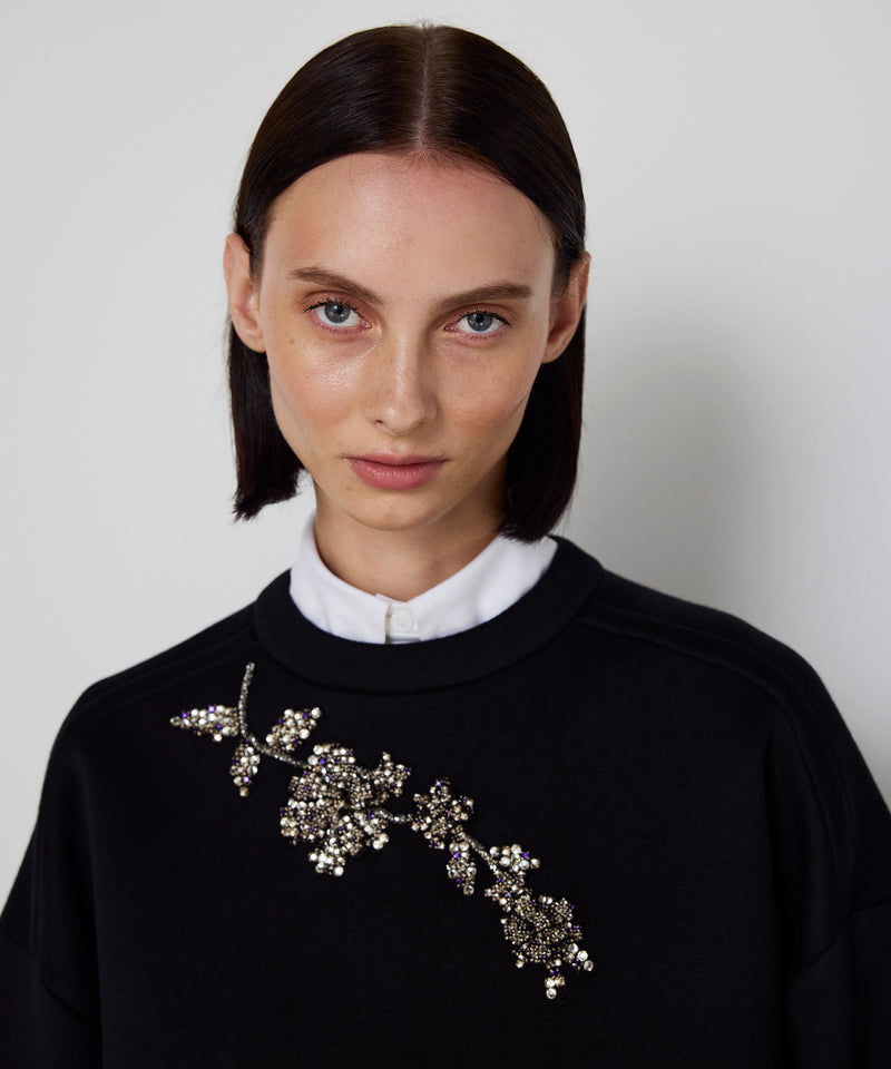 Machka Sweatshirt With Modular Floral Embroidery Black