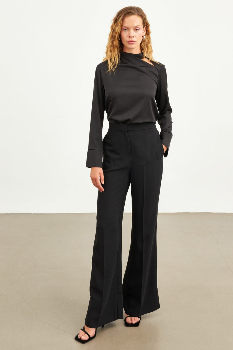 Setre High Waist Trousers With Slit Detail Black