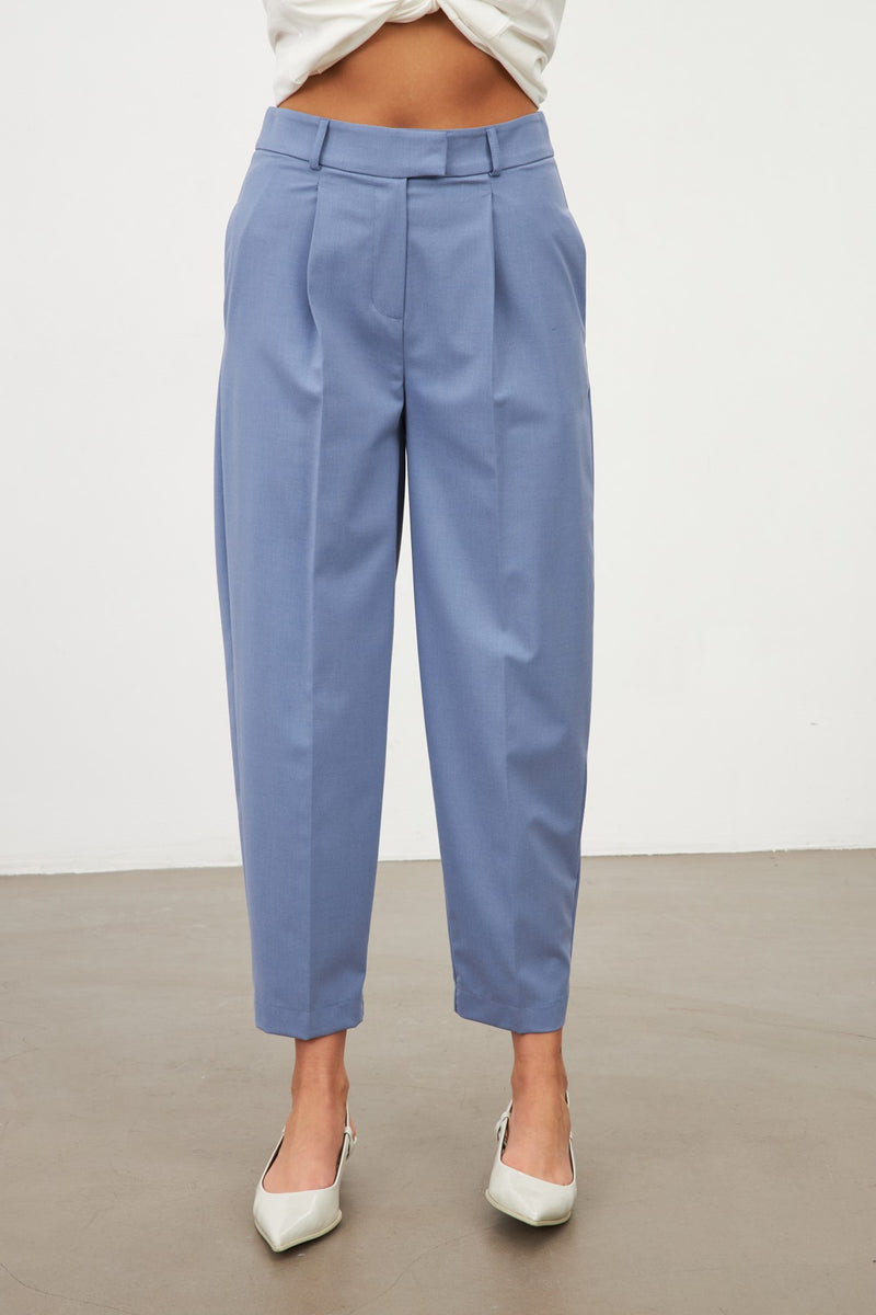 Setre Pleated Skinny Trousers Blue