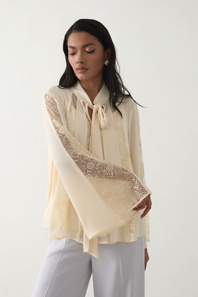 Setre Collar Detailed Lace Blouse Light Yellow