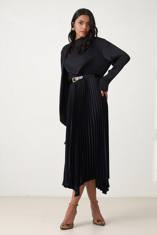 Setre Belt Detailed Pleated Midi Dress Black