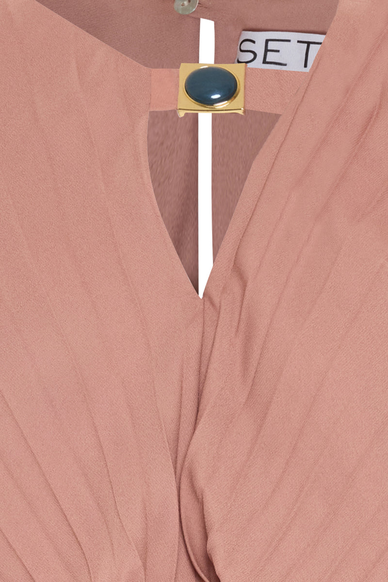 Setre Front-Keyhole Pleated Dress Salmon