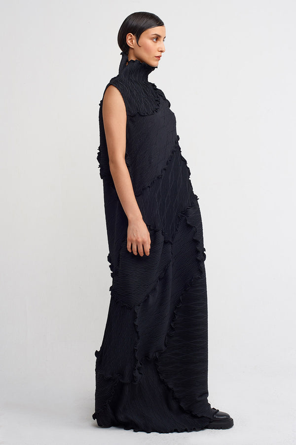 Nu Stitch-Detailed Pleated Long Dress Black