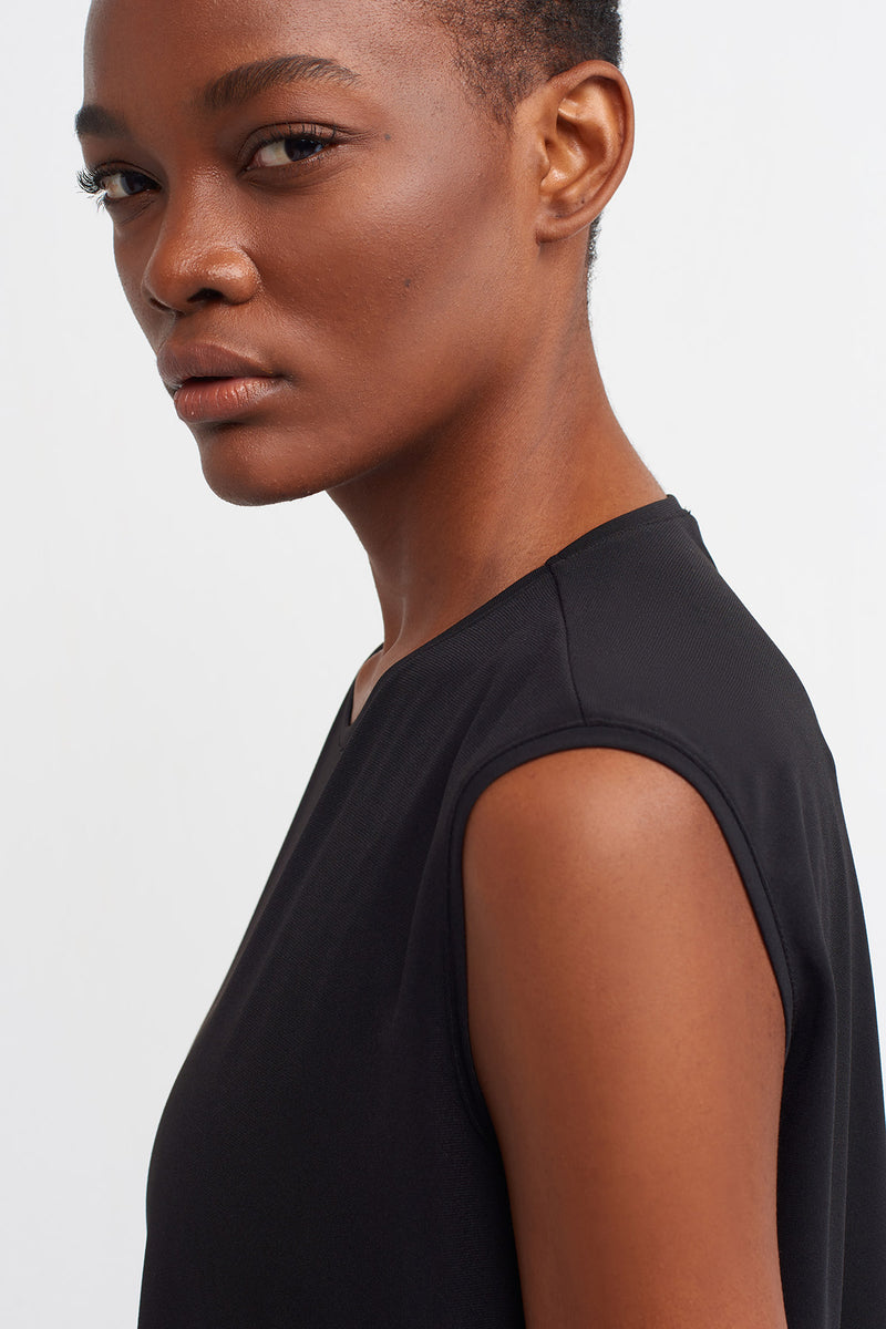 Nu Sleeveless Jersey Blouse Black