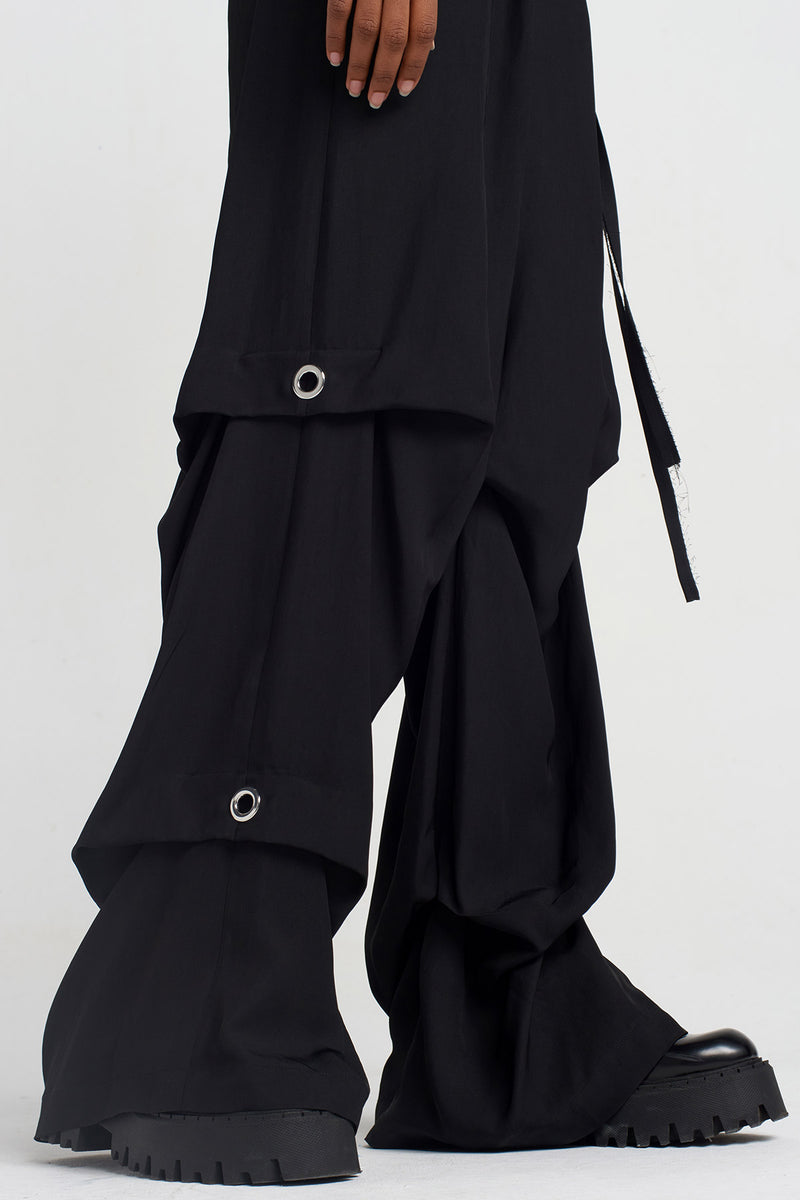 Nu Eyelet Detail Trousers Black