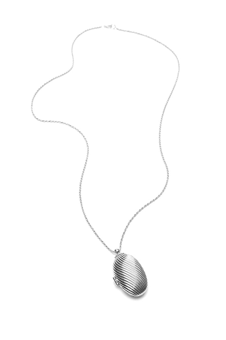 Choice Oval Solid Rope Chain Locket Necklace Silver