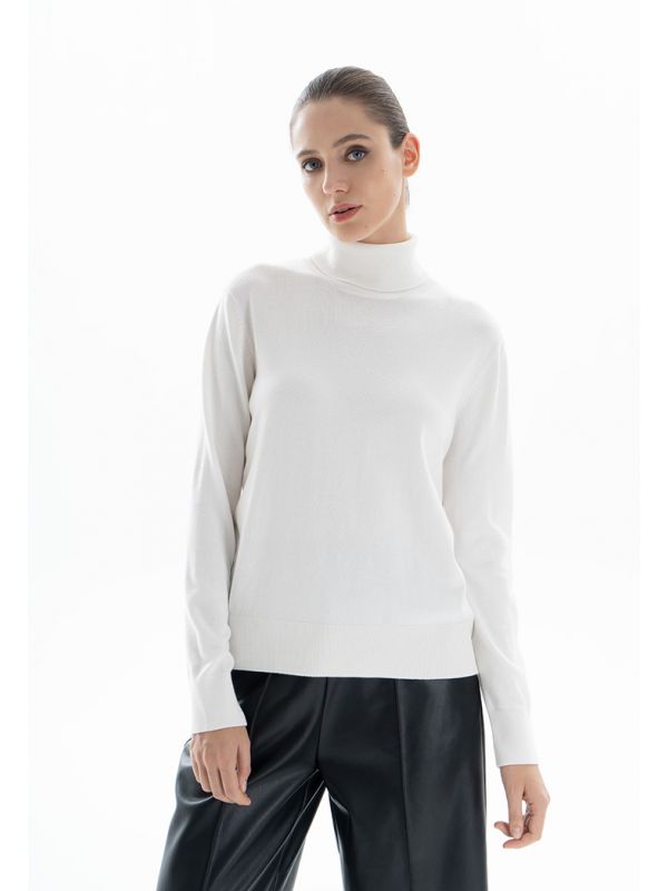 Choice Turtleneck Sweater Offwhite