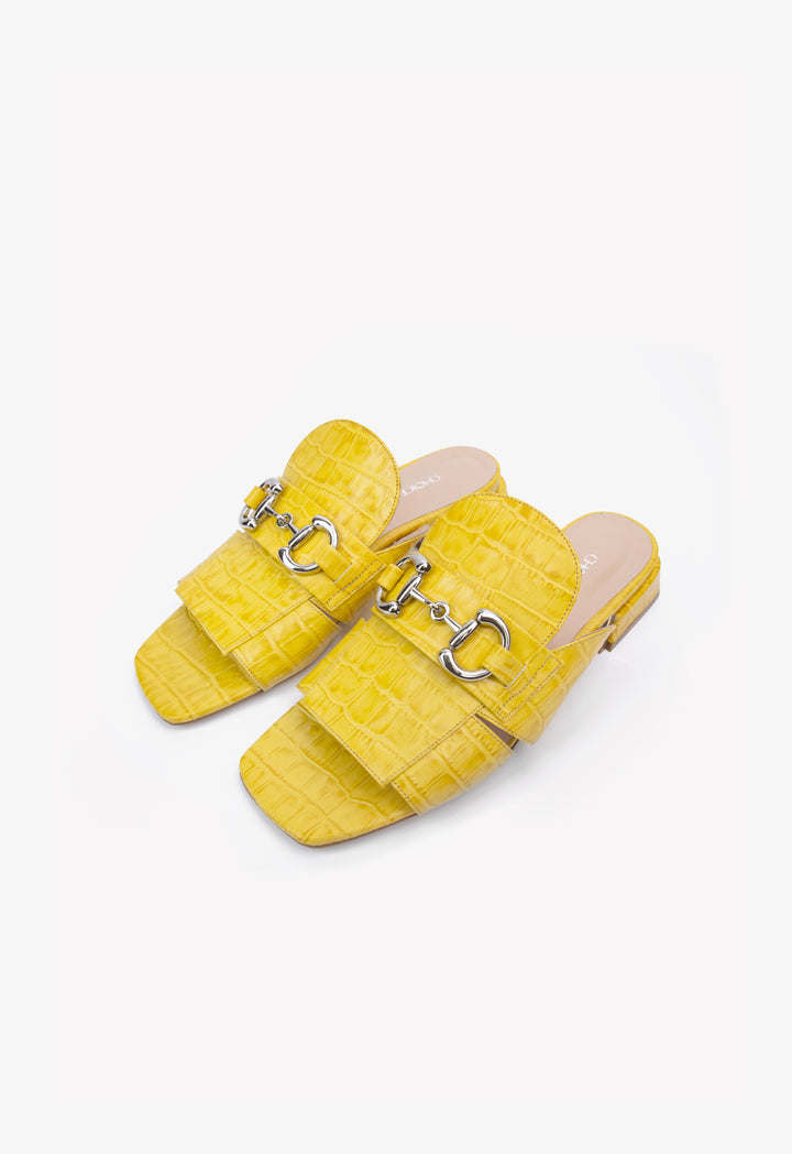 Choice Acrylic Emblem Crocodile Textured Leather Sandals Yellow