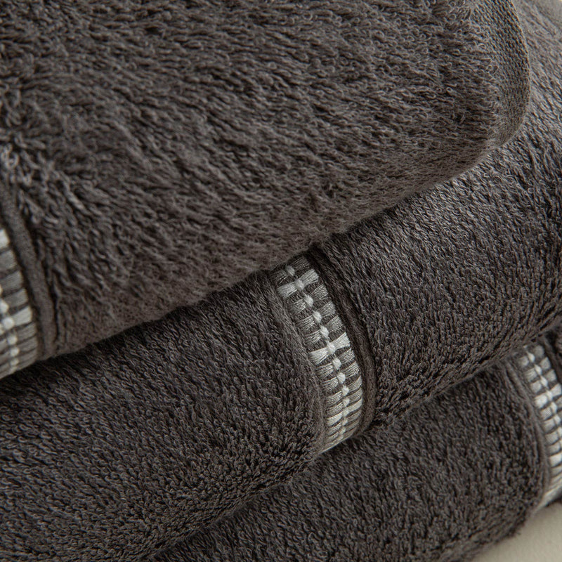 Chakra Lindi Bath Towel 85X150Cm Dark Grey