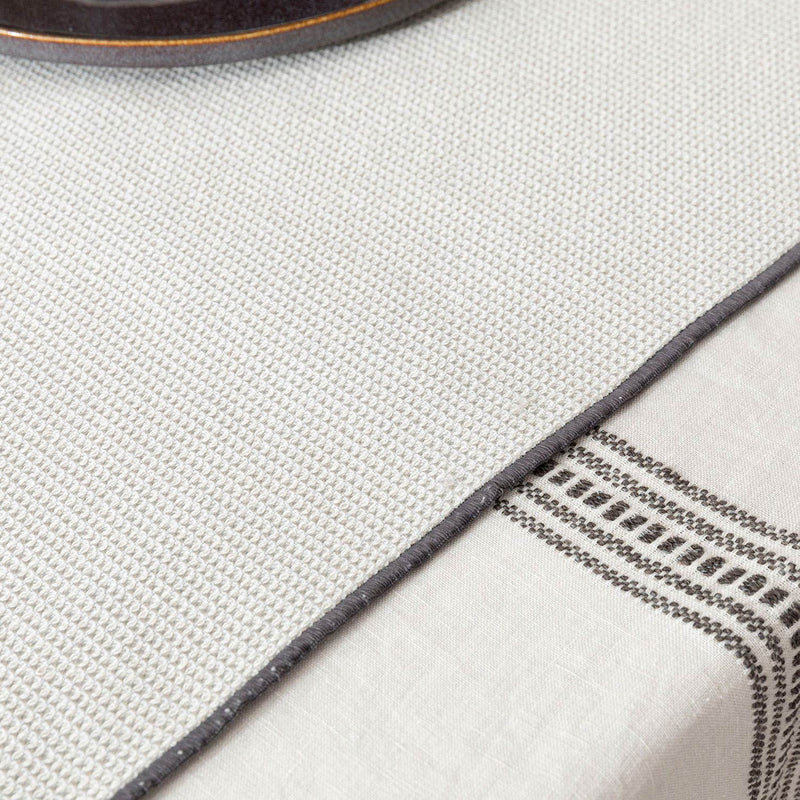 Chakra Mestiere Tablecloth 160X240Cm Grey/White