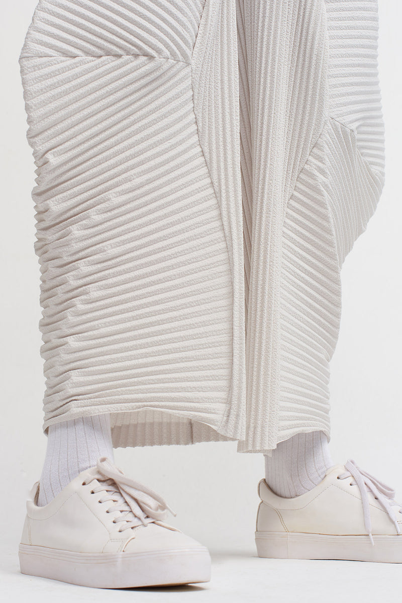 NU High Waist Pleated Trouser Ice